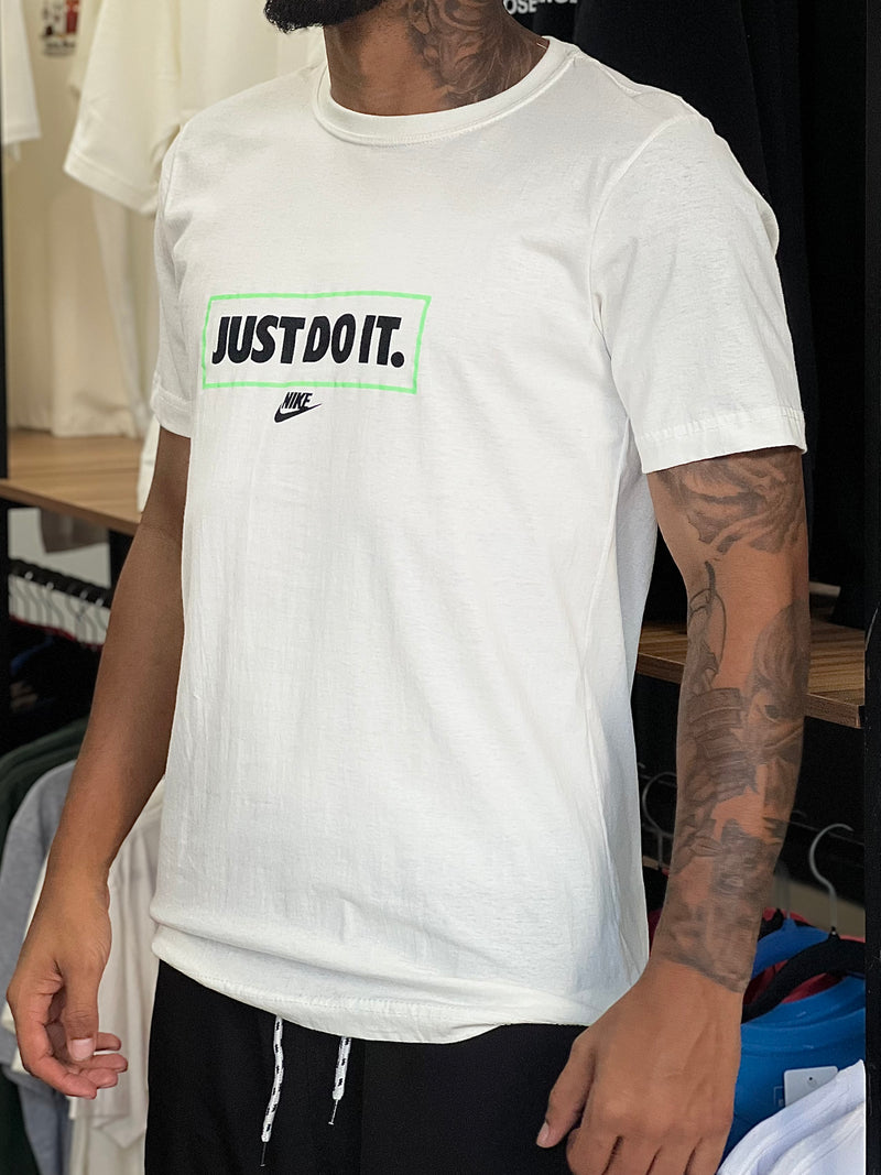 CAMISETA NIKE