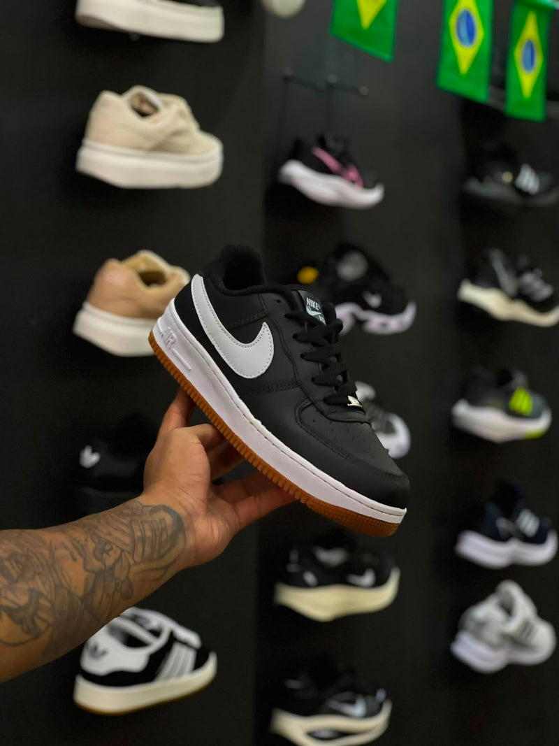 AIR FORCE PRETO COURO