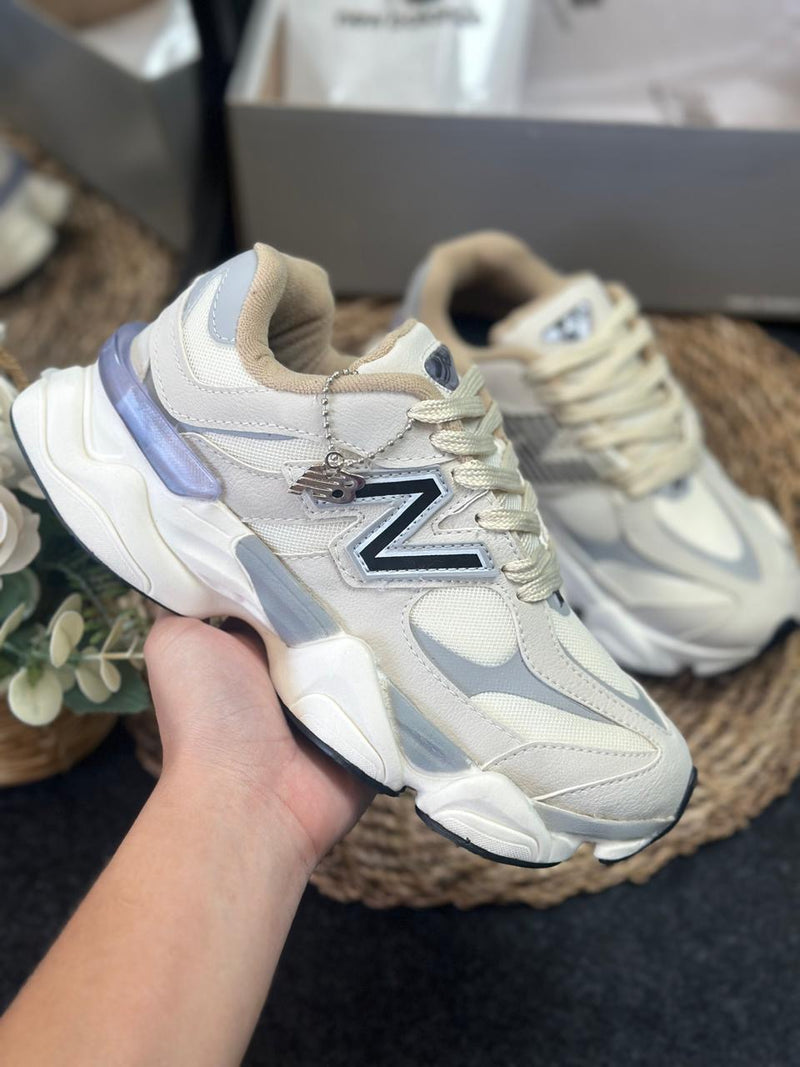 NEW BALANCE 9060 OFF WHITE