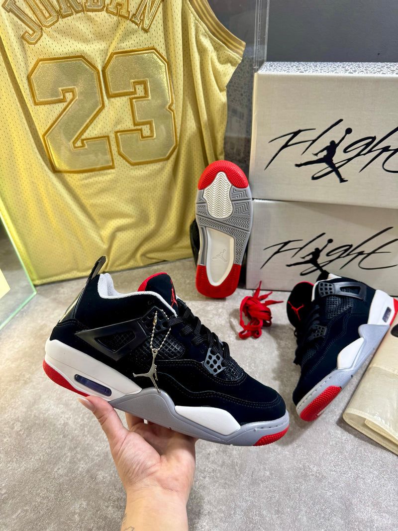 JORDAN 4 RETRO