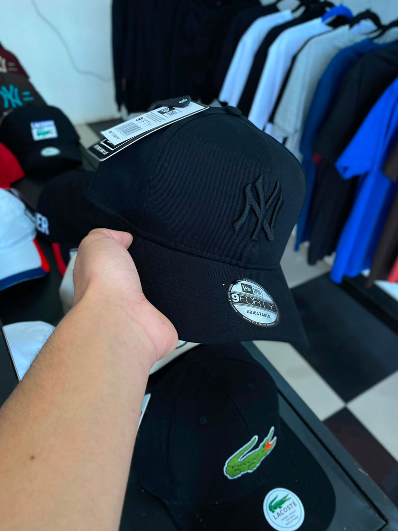 BONÉ NEW ERA