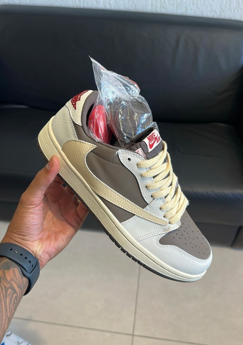 TRAVIS SCOTT BEGE