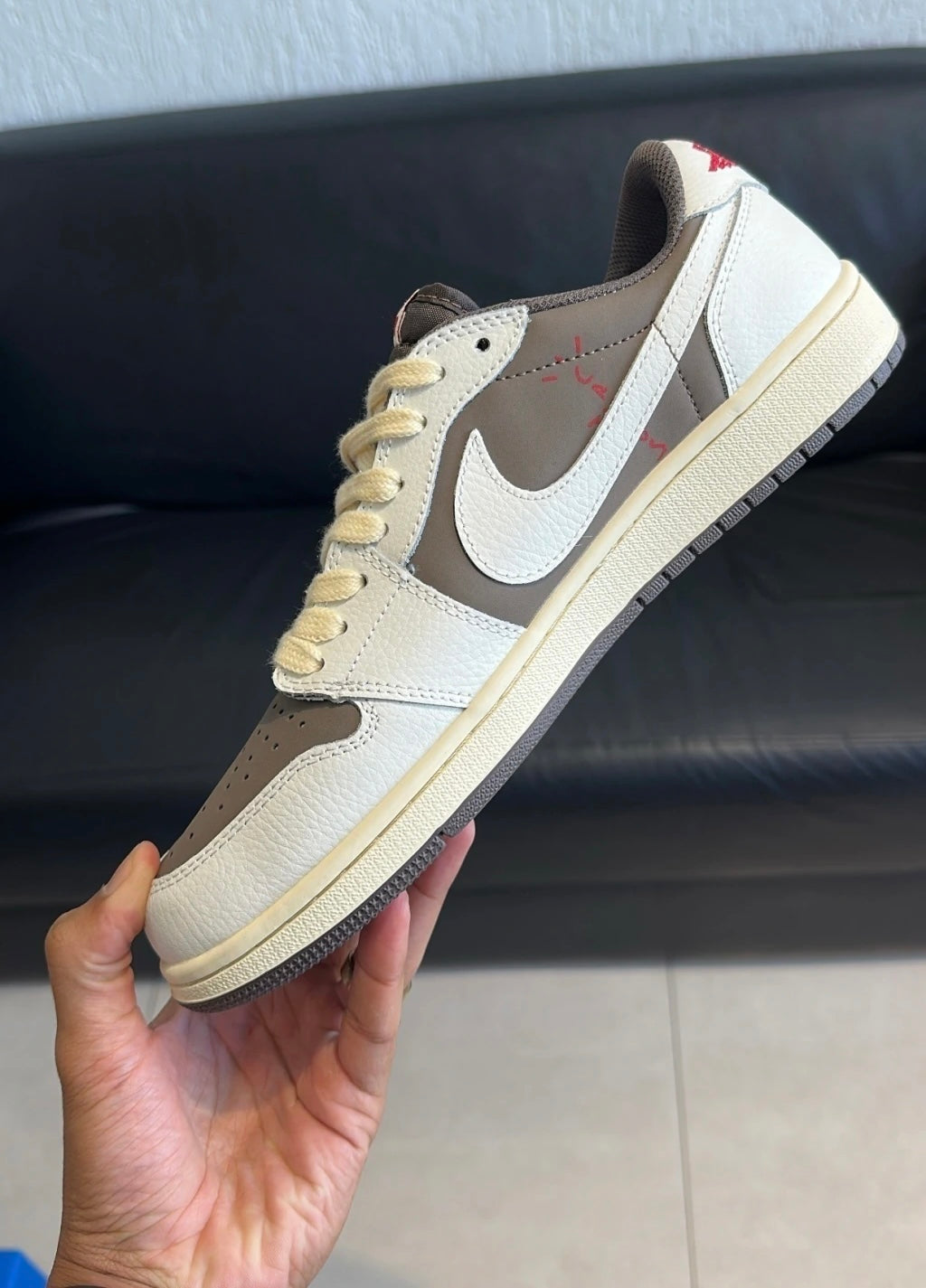 TRAVIS SCOTT BEGE