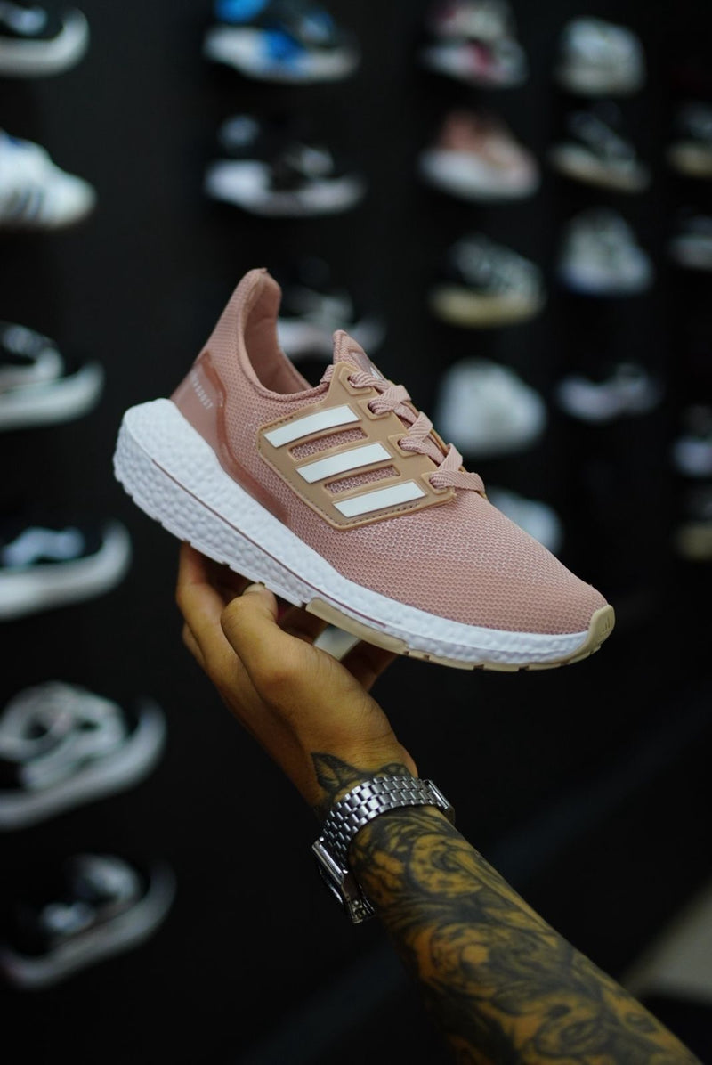 ADIDAS ULTRABOOST ROSA