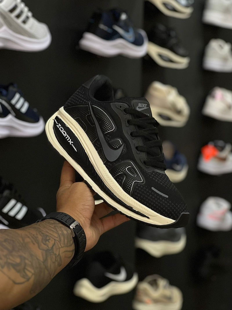 AIR ZOOM MAX