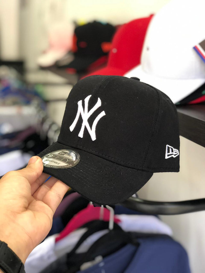 BONÉ NEW ERA
