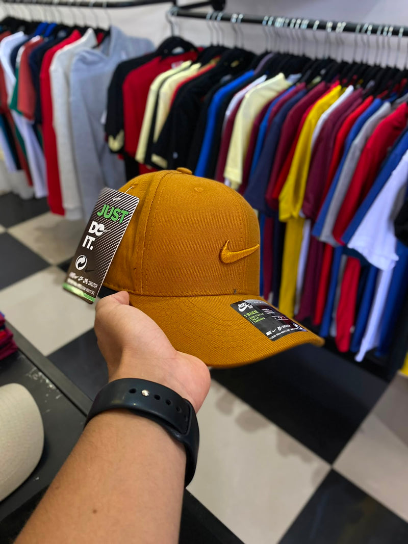 BONÉ NIKE
